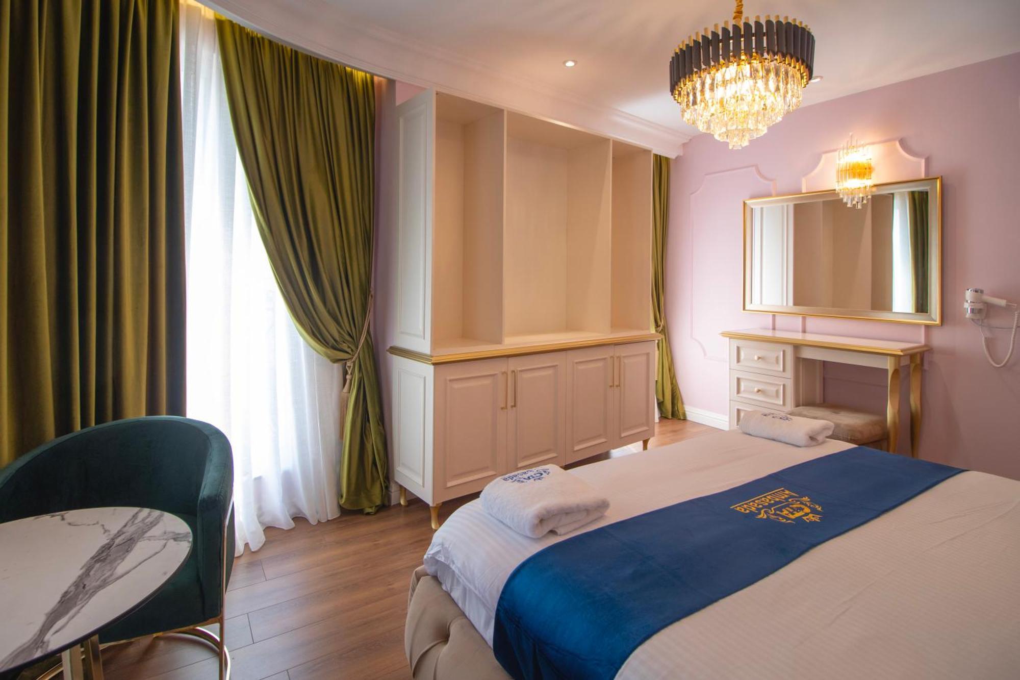 Hotel Ambasada Qta Patza-Kuqani Zewnętrze zdjęcie